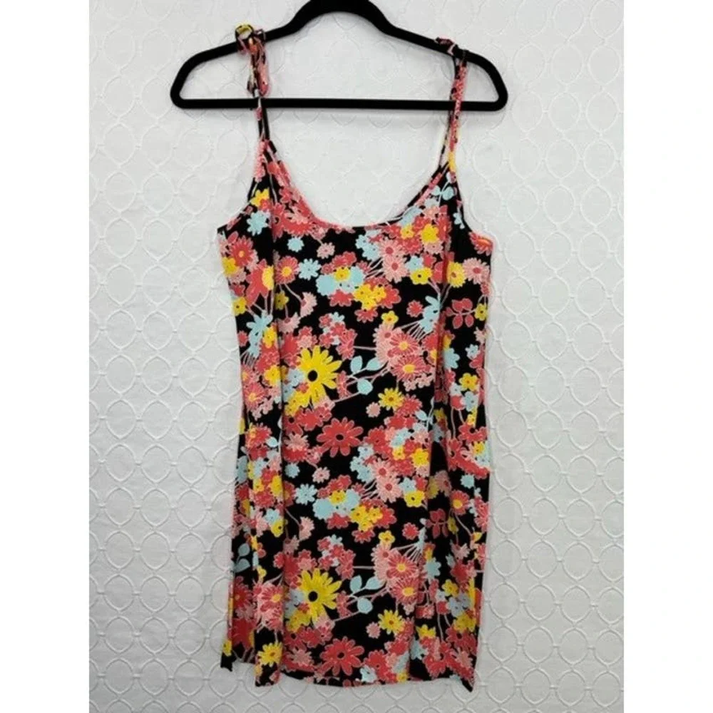 Modcloth Floral Paradise-Worthy Tie-Shoulder Shift Dress Resort Black NWT - Picture 5 of 5